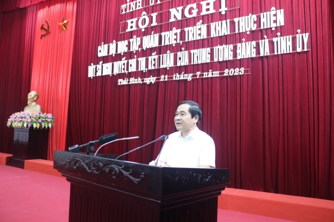Đồng chí Nguyễn Tiến Thành, Phó Bí thư thường trực Tỉnh ủy, Chủ tịch HĐND tỉnh phát biểu kết luận tại Hội nghị.