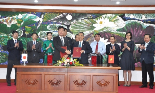 Việt Nam – Nhật Bản ký 3 thỏa thuận vay vốn trị giá gần 61 tỷ Yên
