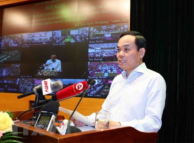 Phó Thủ tướng Chính phủ Trần Lưu Quang, Chủ tịch Ủy ban An toàn Giao thông Quốc gia phát biểu. (Ảnh: Phạm Kiên/TTXVN)