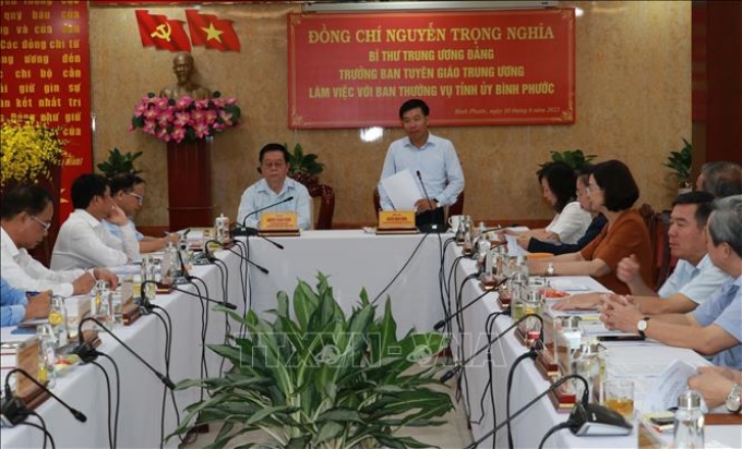 Bí thư Tỉnh ủy Bình Phước Nguyễn Mạnh Cường phát biểu tại buổi làm việc.
