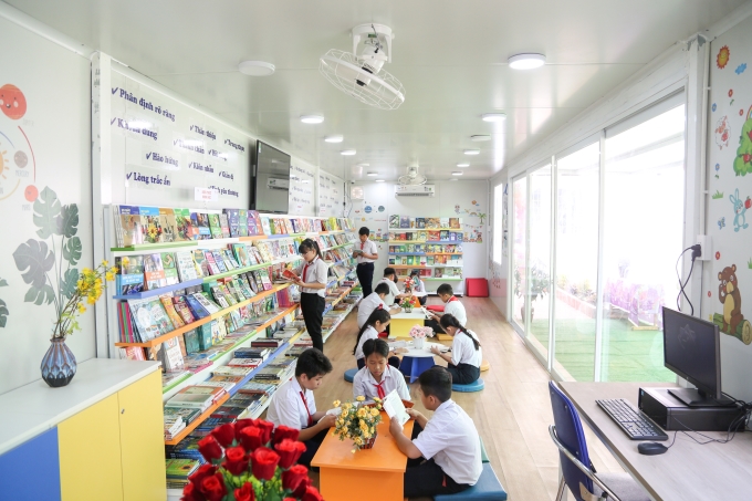 Thư viện container dành tặng cho học sinh Trường THCS An Cơ và Tiểu học Long Vĩnh (H.Châu Thành) chính thức hoạt động, giúp lan tỏa văn hóa đọc và tiếp cận tri thức cho các em học sinh ở vùng biên giới tỉnh Tây Ninh .