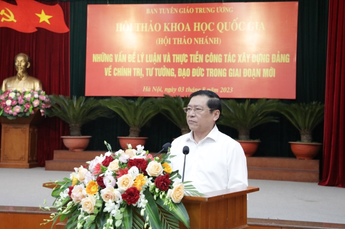 Đồng chí Lại Xuân Môn phát biểu kết luận Hội thảo.