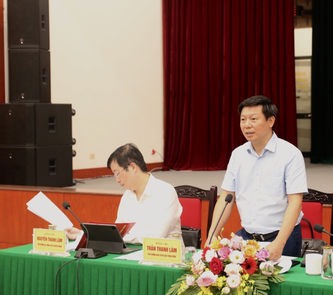 Đồng chí Trần Thanh Lâm, Phó Trưởng ban Tuyên giáo Trung ương ghi nhận, biểu dương những kết quả mà các nhà xuất bản, ngành xuất bản đã đạt được trong 6 tháng đầu năm 2023. (Ảnh: TA)