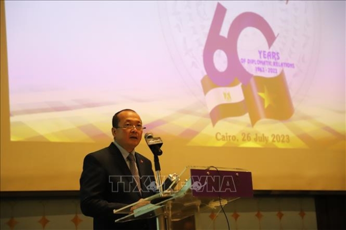 Đại sứ Nguyễn Huy Dũng phát biểu tại lễ kỷ niệm 60 năm thiết lập quan hệ ngoại giao Việt Nam - Ai Cập vào tối 26/7 (giờ địa phương) tại thủ đô Cairo.