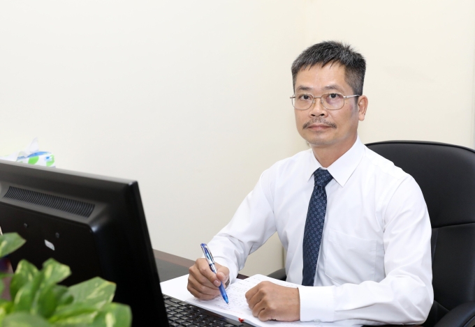 Ông Đinh Duy Hùng, Phó Trưởng Ban Quản lý Thu – Sổ, thẻ (BHXH Việt Nam)