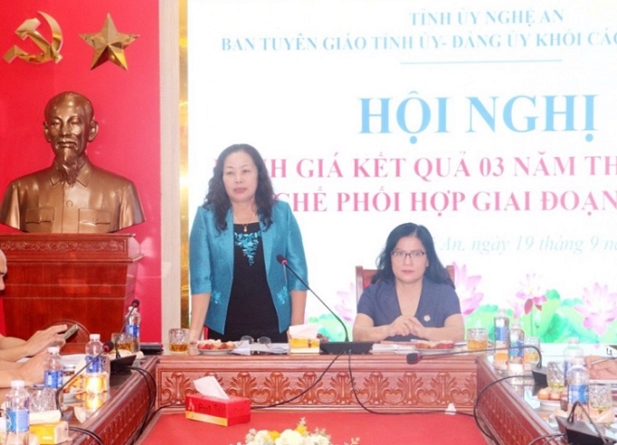 Trưởng ban Tuyên giáo Tỉnh ủy Nguyễn Thị Thu Hường phát biểu.
