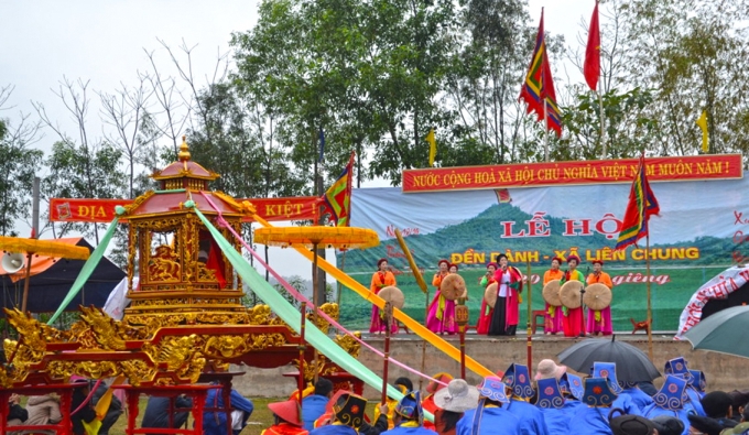 Lễ hội đền Dành, huyện Tân Yên.