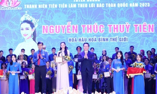 Tuyên dương 420 thanh niên tiêu biểu học tập và làm theo lời Bác