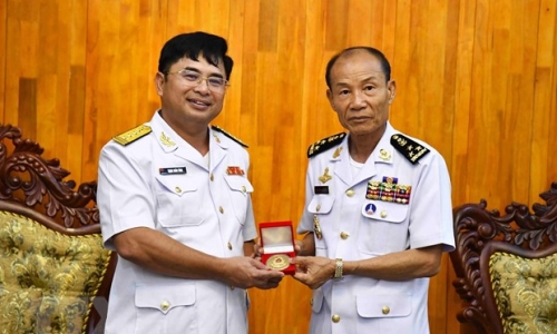 Hải quân Việt Nam và Campuchia tăng cường quan hệ hữu nghị