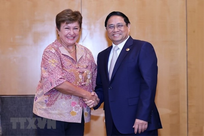 Thủ tướng Phạm Minh Chính tiếp Tổng Giám đốc IMF Kristalina Georgieva. (Ảnh: TTXVN)