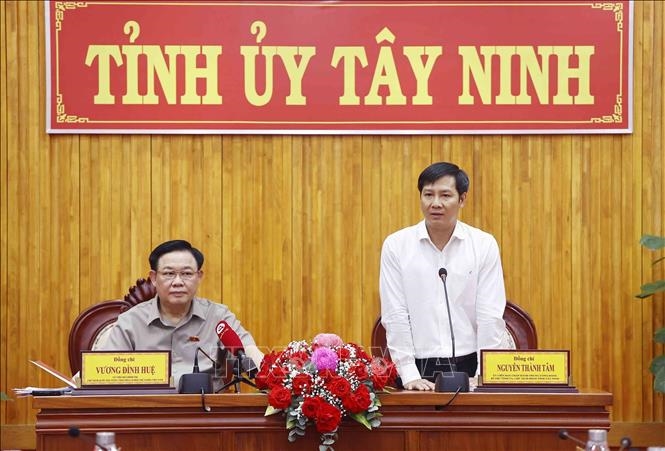 Bí thư Tỉnh ủy, Chủ tịch Hội đồng nhân dân tỉnh Tây Ninh Nguyễn Thành Tâm phát biểu.