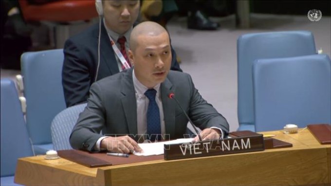 Tham tán công sứ Nguyễn Hoàng Nguyên, Phó Trưởng Phái đoàn thường trực Việt Nam tại LHQ, phát biểu tại phiên thảo luận. Ảnh: TTXVN phát