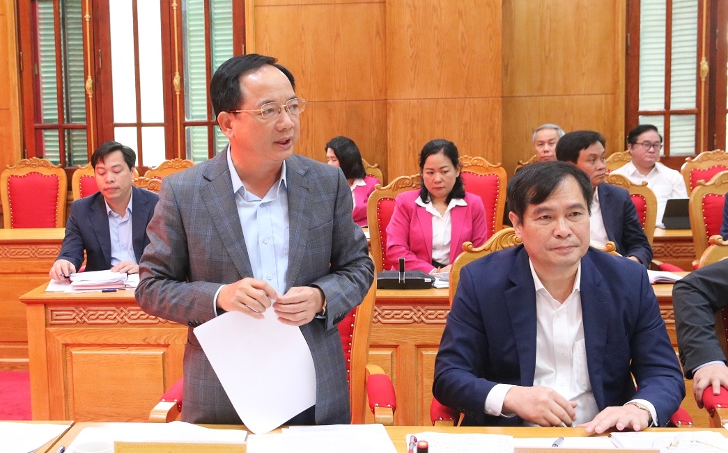 Thượng tướng Trịnh Văn Quyết, Ủy viên Trung ương Đảng, Phó Chủ nhiệm Tổng cục Chính trị QĐND Việt Nam phát biểu.