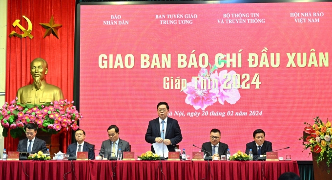Đồng chí Nguyễn Trọng Nghĩa, Bí thư Trung ương Đảng, Trưởng ban Tuyên giáo Trung ương phát biểu chỉ đạo tại Hội nghị Giao ban báo chí đầu Xuân 2024