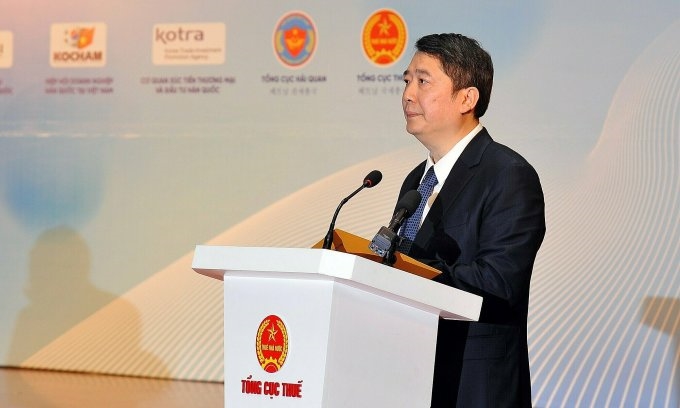 Thứ trưởng Cao Anh Tuấn chia sẻ tại hội nghị đối thoại với doanh nghiệp Hàn Quốc, ngày 29/2. Ảnh: Tổng cục Thuế.