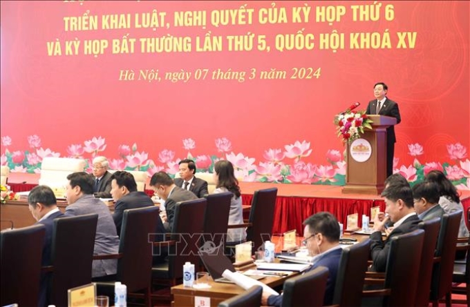 Chủ tịch Quốc hội Vương Đình Huệ phát biểu chỉ đạo và kết luận Hội nghị. (Ảnh: TTXVN)