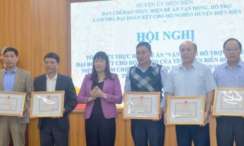 Tổng kết thực hiện Đề án vận động hỗ trợ làm nhà đại đoàn kết cho hộ nghèo, cận nghèo huyện Điện Biên