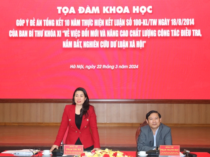 Đồng chí Phạm Thu Hà phát biểu đề dẫn tọa đàm.