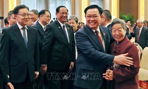 Chủ tịch Quốc hội Vương Đình Huệ dự Gặp gỡ hữu nghị nhân dân Việt Nam - Trung Quốc