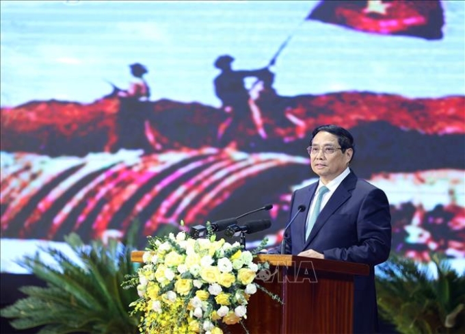 Thủ tướng Chính phủ Phạm Minh Chính phát biểu, tri ân các chiến sĩ Điện Biên. (Ảnh: TTXVN)