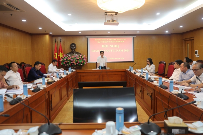 Đồng chí Nguyễn Quang Trường phát biểu chỉ đạo tại Hội nghị.