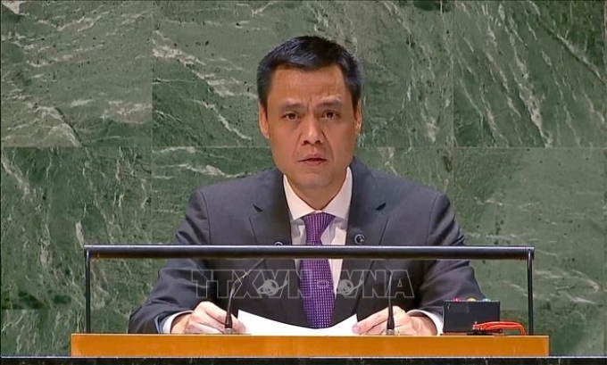 Đại sứ, Trưởng Phái đoàn Việt Nam tại LHQ Đặng Hoàng Giang phát biểu tại phiên thảo luận. (Ảnh: TTXVN)