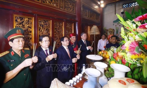 Thủ tướng Chính phủ Phạm Minh Chính dự Lễ dâng hương ngày Giỗ Tổ Hùng Vương
