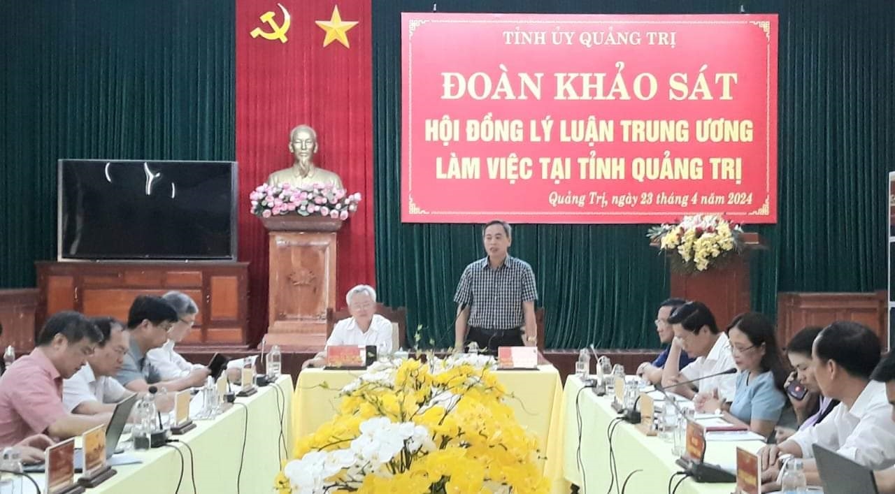 Đồng chí Nguyễn Đăng Quang, Phó Bí thư Thường trực Tỉnh ủy Quảng Trị phát biểu tại buổi làm việc.