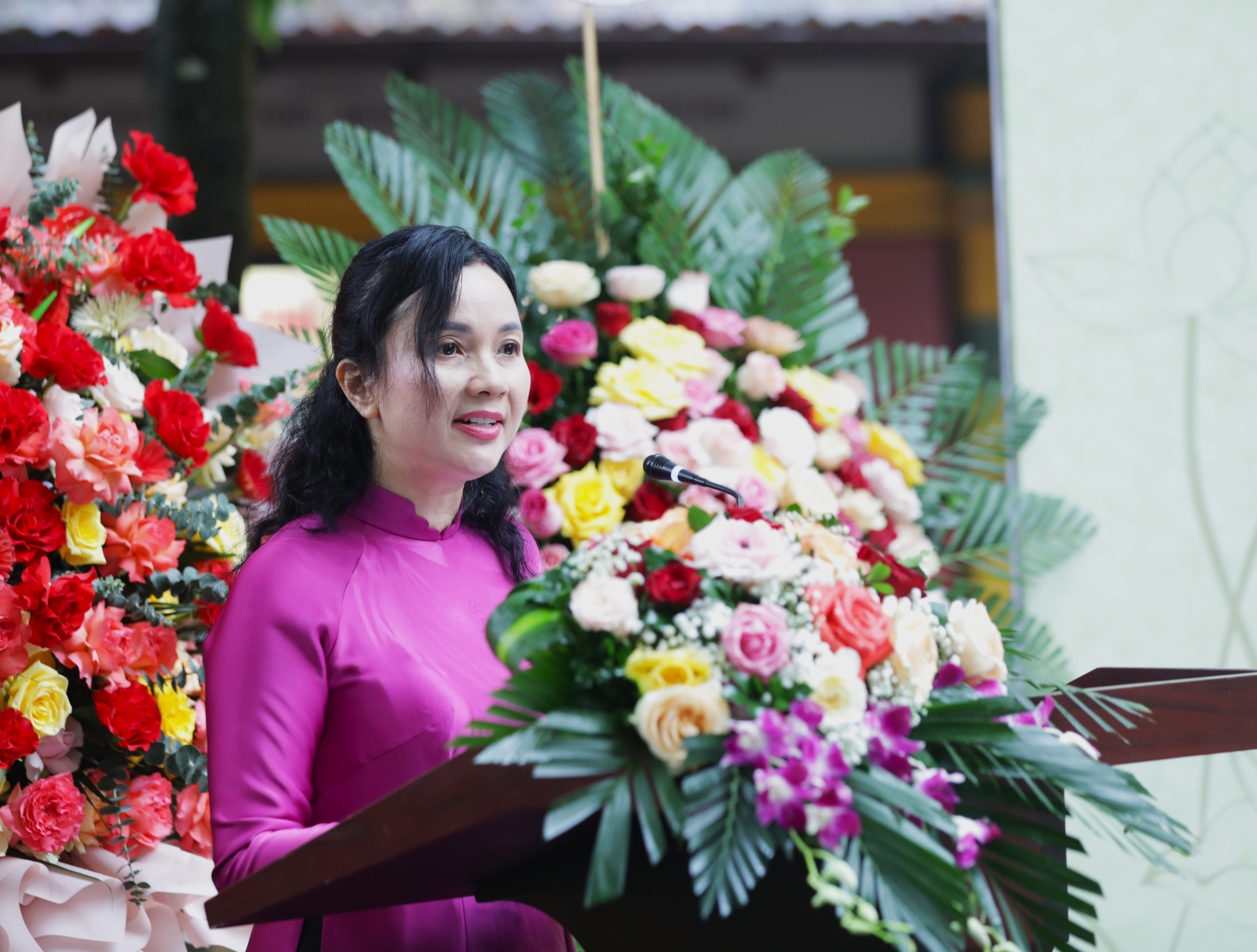 Đồng chí Lê Thị Phượng, Giám đốc Khu di tích Chủ tịch Hồ Chí Minh tại Phủ Chủ tịch phát biểu.