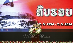 Lào tổ chức mít tinh trọng thể kỷ niệm 70 năm Chiến thắng Điện Biên Phủ