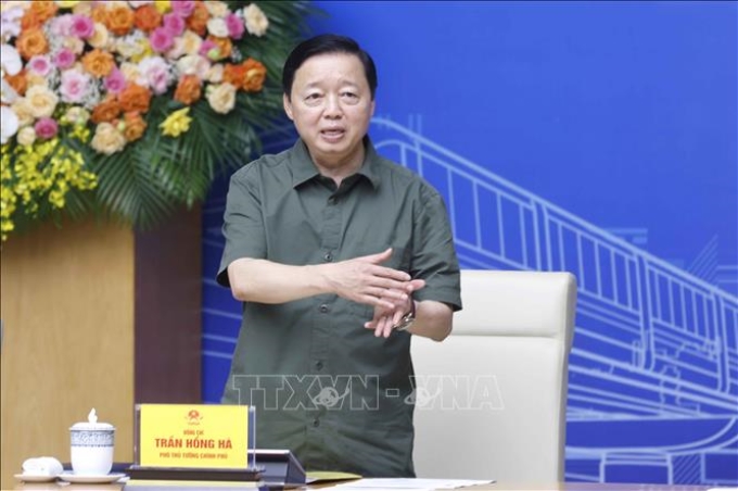 Phó Thủ tướng Trần Hồng Hà, Tổ trưởng Tổ công tác giúp việc Ban Chỉ đạo phát biểu. (Ảnh: TTXVN)