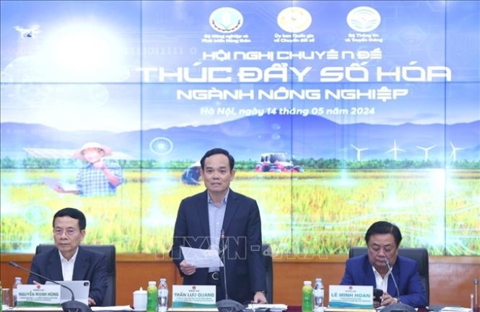 Phó Thủ tướng Trần Lưu Quang phát biểu chỉ đạo Hội nghị. (Ảnh: TTXVN)