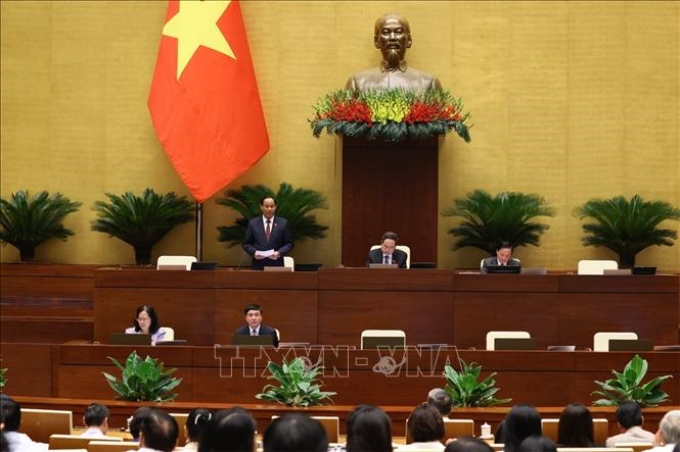 Phó Chủ tịch Quốc hội Trần Quang Phương điều hành phiên họp. (Ảnh: TTXVN)