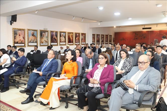 Hội thảo thu hút sự tham dự của nhiều thành viên các đảng đoàn, các nhà nghiên cứu, học giả về Việt Nam cũng như cộng đồng người Việt Nam tại Maroc.
