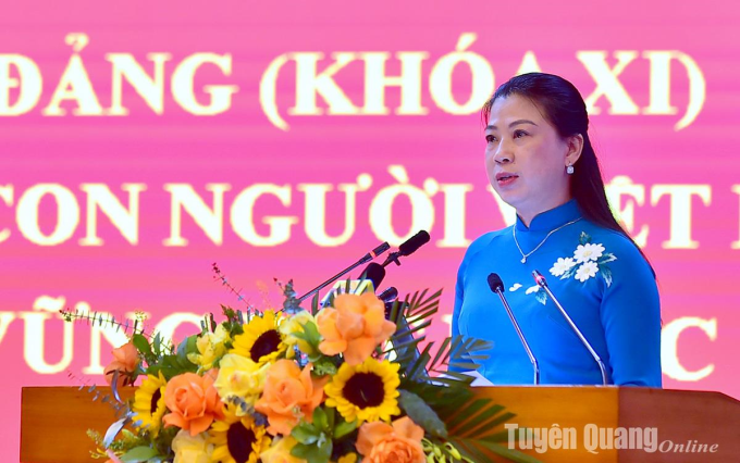 Đồng chí Phó Bí thư Thường trực Tỉnh ủy, Chủ tịch HĐND tỉnh Lê Thị Kim Dung phát biểu kết luận hội nghị