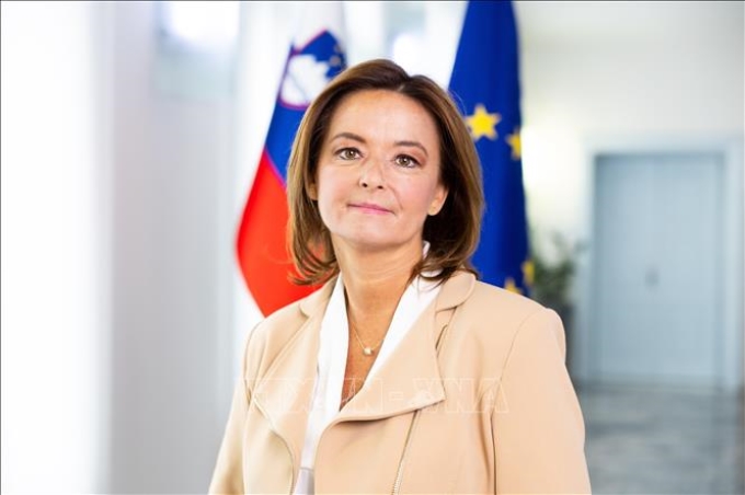 Phó Thủ tướng, Bộ trưởng Ngoại giao và các vấn đề châu Âu Slovenia Tanja Fajon. (Ảnh: TTXVN)