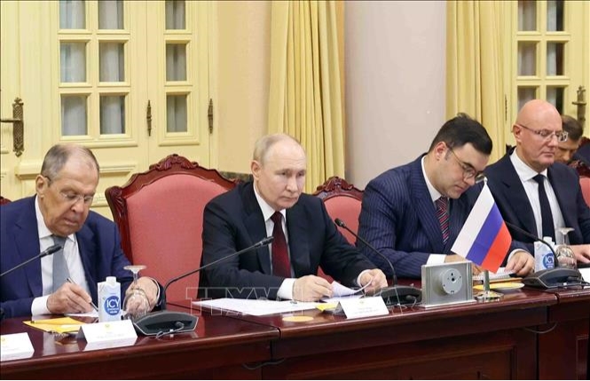 Tổng thống Liên bang Nga Vladimir Putin phát biểu tại hội đàm. Ảnh: Nhan Sáng/TTXVN