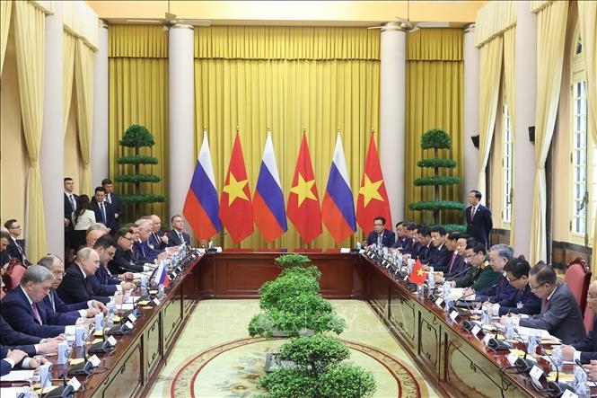 Chủ tịch nước Tô Lâm và Tổng thống Liên bang Nga Vladimir Putin hội đàm.
