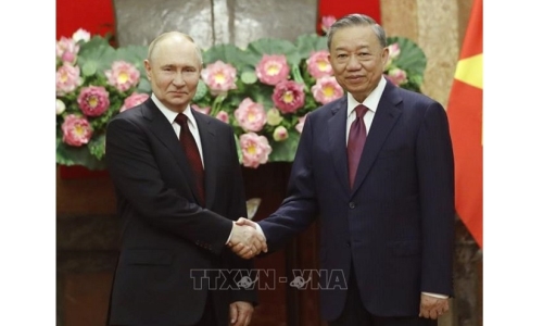Chủ tịch nước Tô Lâm hội đàm với Tổng thống LB Nga Vladimir Putin