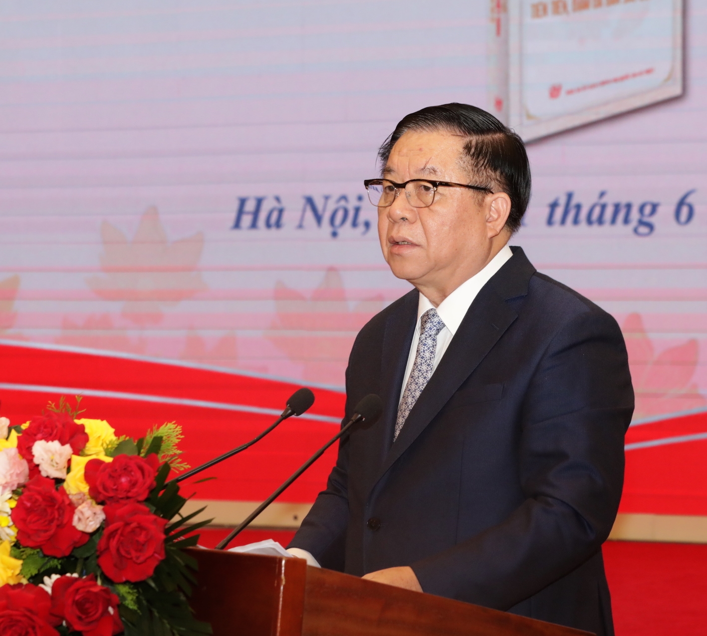 Đồng chí Nguyễn Trọng Nghĩa, Ủy viên Bộ Chính trị, Bí thư Trung ương Đảng, Trưởng Ban Tuyên giáo Trung ương phát biểu.