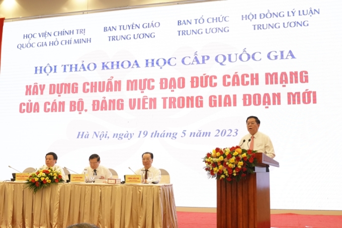 Đồng chí Nguyễn Trọng Nghĩa, Bí thư Trung ương Đảng, Trưởng Ban Tuyên giáo Trung ương phát biểu tại Hội thảo khoa học cấp quốc gia về xây dựng chuẩn mực đạo đức cách mạng của cán bộ, đảng viên trong thời kỳ mới diễn ra ngày 19/5/2023.