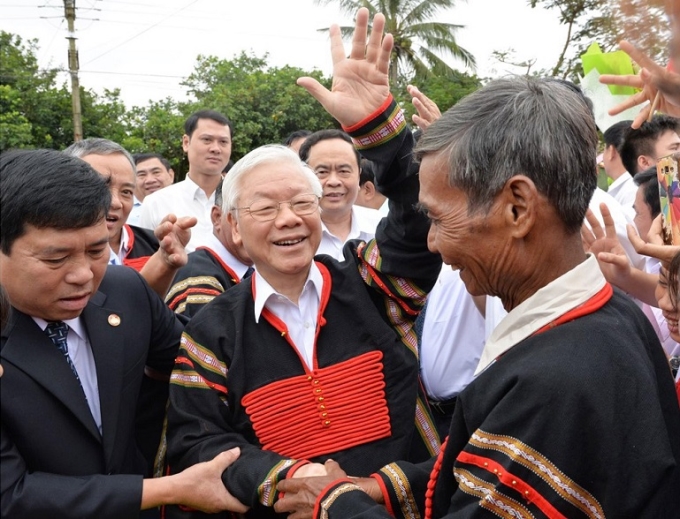 Tổng Bí thư, Chủ tịch nước Nguyễn Phú Trọng dự Ngày hội Đại đoàn kết toàn dân tộc tại xã Dur Kmăl, huyện Krông Ana, tỉnh Đắk Lắk, ngày 11/11/2018. (Ảnh: TTXVN)