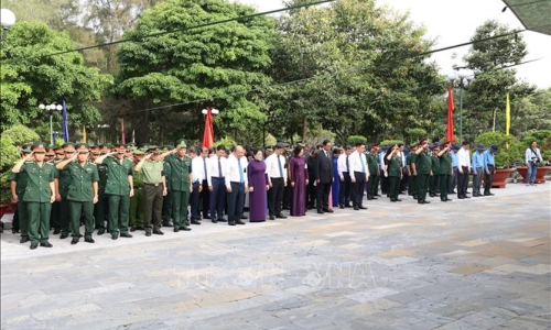 Tây Ninh: Truy điệu, an táng 172 hài cốt liệt sĩ quân tình nguyện và chuyên gia Việt Nam