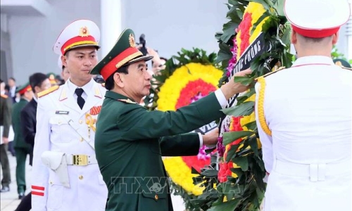 Đoàn Quân ủy Trung ương, Bộ Quốc phòng viếng Tổng Bí thư Nguyễn Phú Trọng