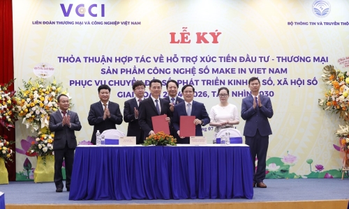 Bộ Thông tin và Truyền thông cùng VCCI cùng thúc đẩy chuyển đổi số doanh nghiệp