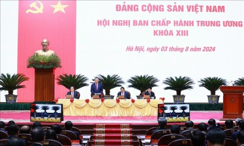 Cán bộ, đảng viên ủng hộ chống tham nhũng không ngừng nghỉ