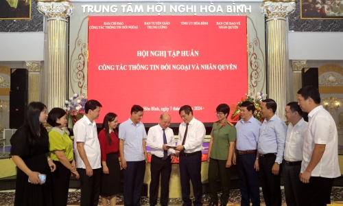 Tập huấn công tác thông tin đối ngoại và nhân quyền năm 2024