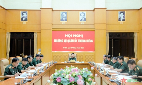 Đại tướng Phan Văn Giang chủ trì Hội nghị Thường vụ Quân ủy Trung ương