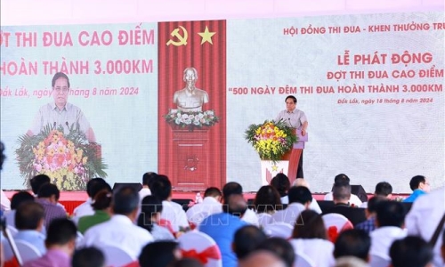 Thủ tướng phát động thi đua cao điểm 500 ngày đêm hoàn thành 3.000 km cao tốc