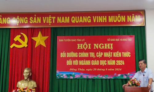 Đồng Tháp: Bồi dưỡng chính trị, cập nhật kiến thức đối với ngành Giáo dục năm 2024